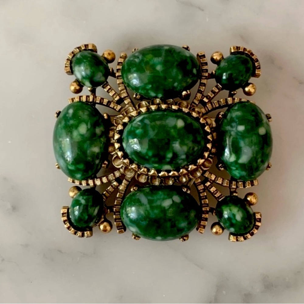 Cabochon Brooch